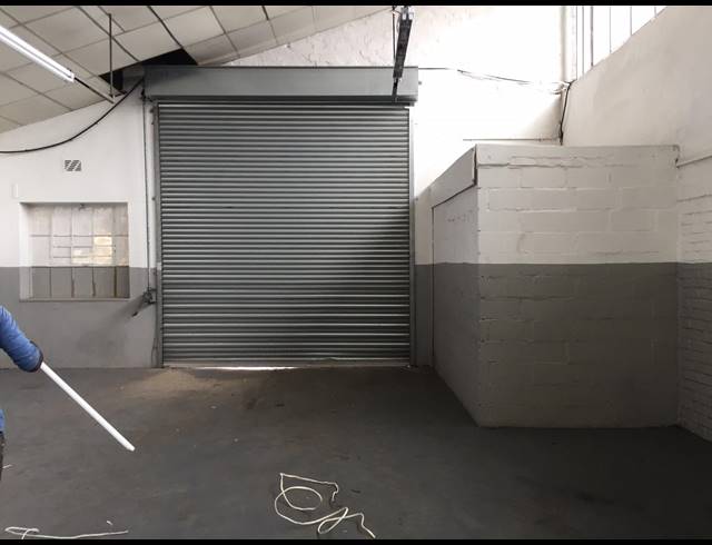 580M² FACTORY TO LET IN PAROW CENTRAL